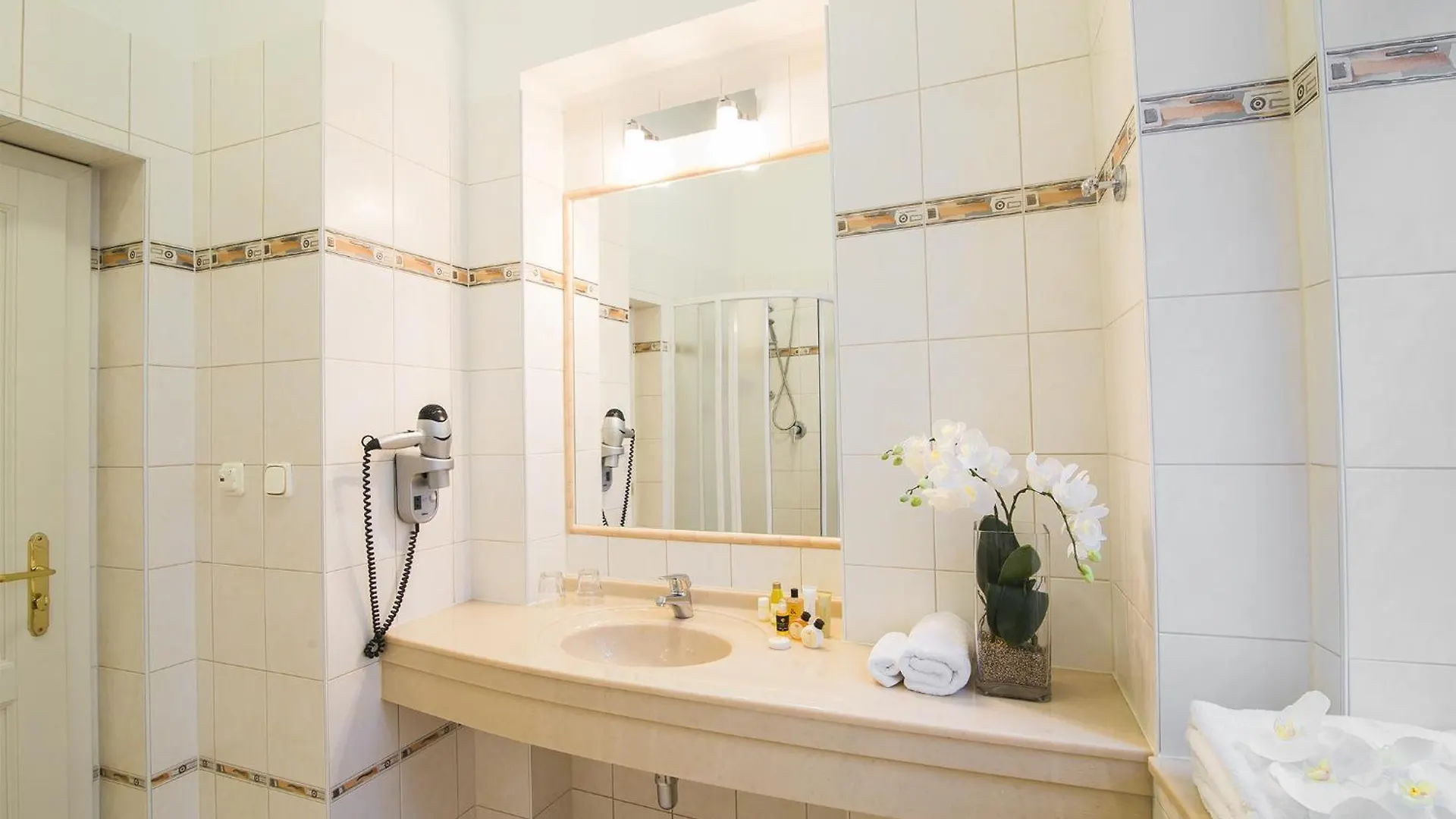 Hotel Ontario Karlovy Vary 3*,  Česká republika